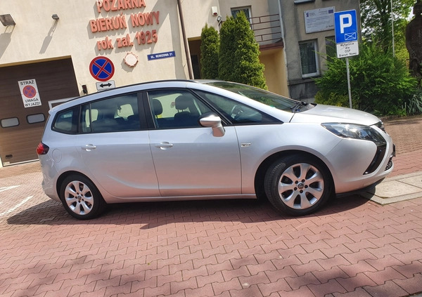 Opel Zafira cena 39900 przebieg: 120000, rok produkcji 2013 z Grójec małe 781